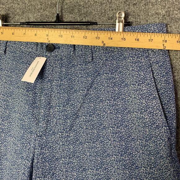 NWT Banana Republic Men’s Sz 35 AIDEN STRETCH‎ MULTI BLUE PRINT SHORTS - Picture 3 of 9